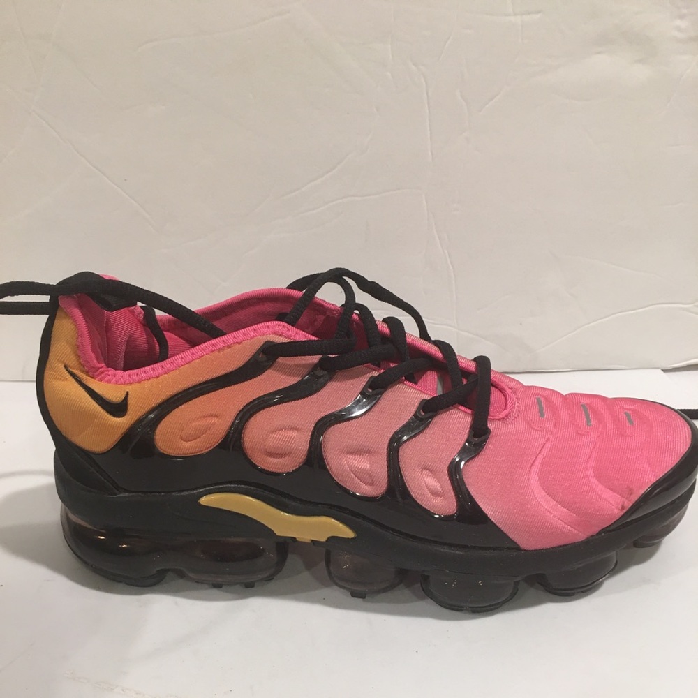 Nike vapormax plus sz 8